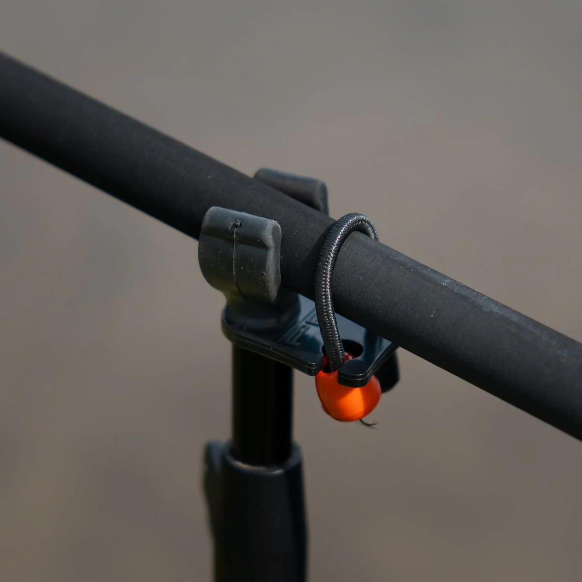 PB Bungee Rod Lock - 9cm